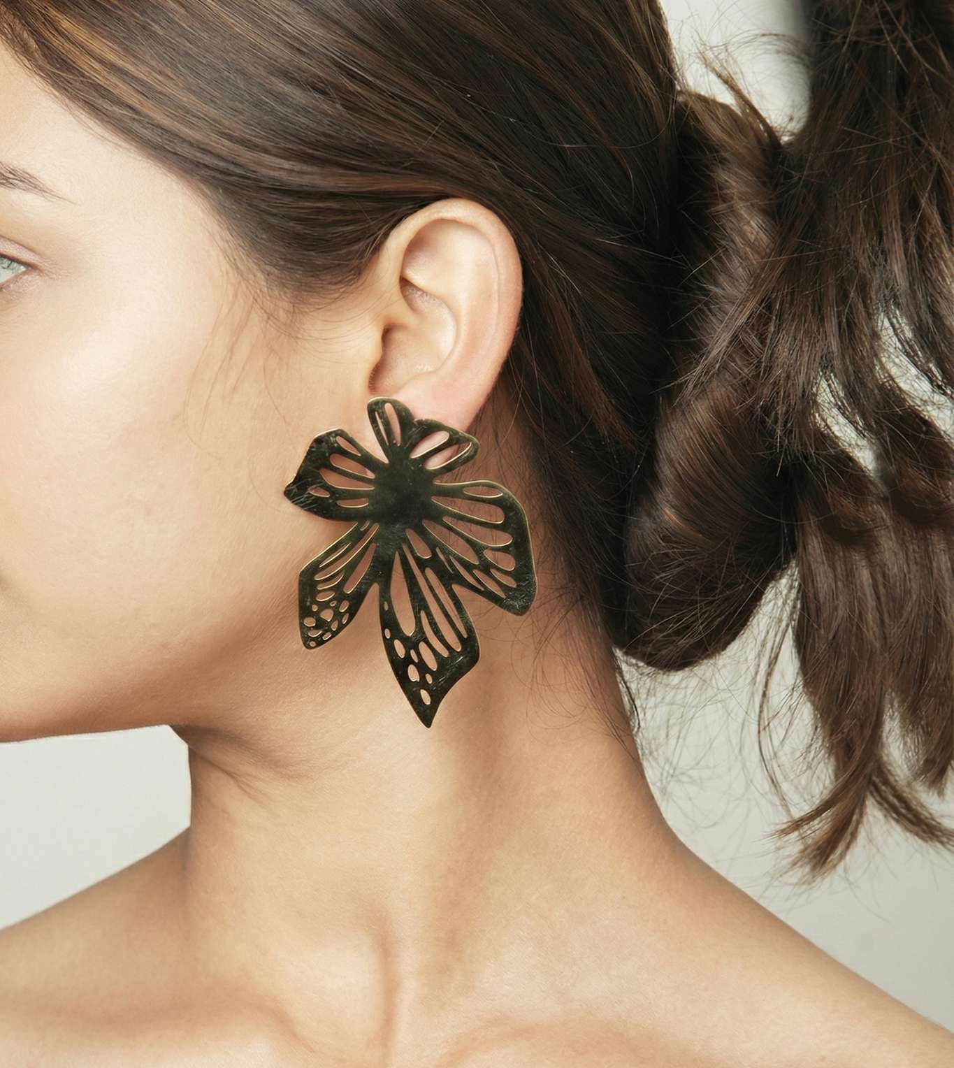 Silver-Plated Star Shaped Enamelled Earrings - 24k Gold Plated earring | The Jewellery Vault