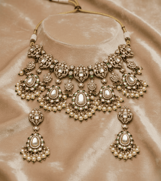 White Pearl Elegant Shine Kundan Necklace Set