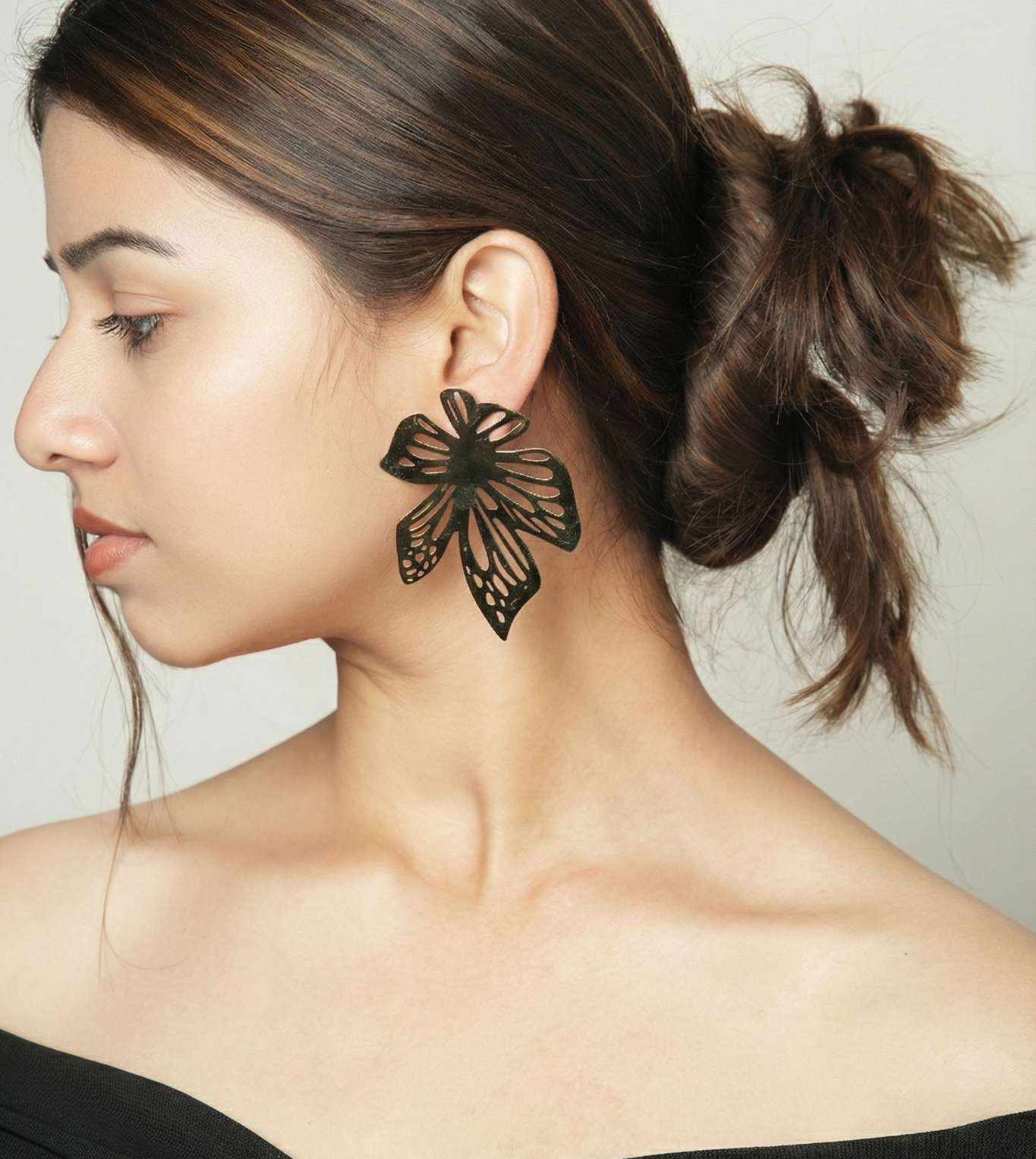 Silver-Plated Star Shaped Enamelled Earrings - 24k Gold Plated earring | The Jewellery Vault