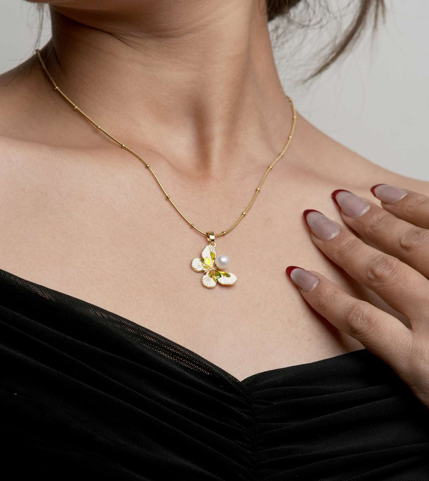 Sparkling Elegance Little Flower Charm Pendant - 24k Gold Plated Charms & Pendants | The Jewellery Vault