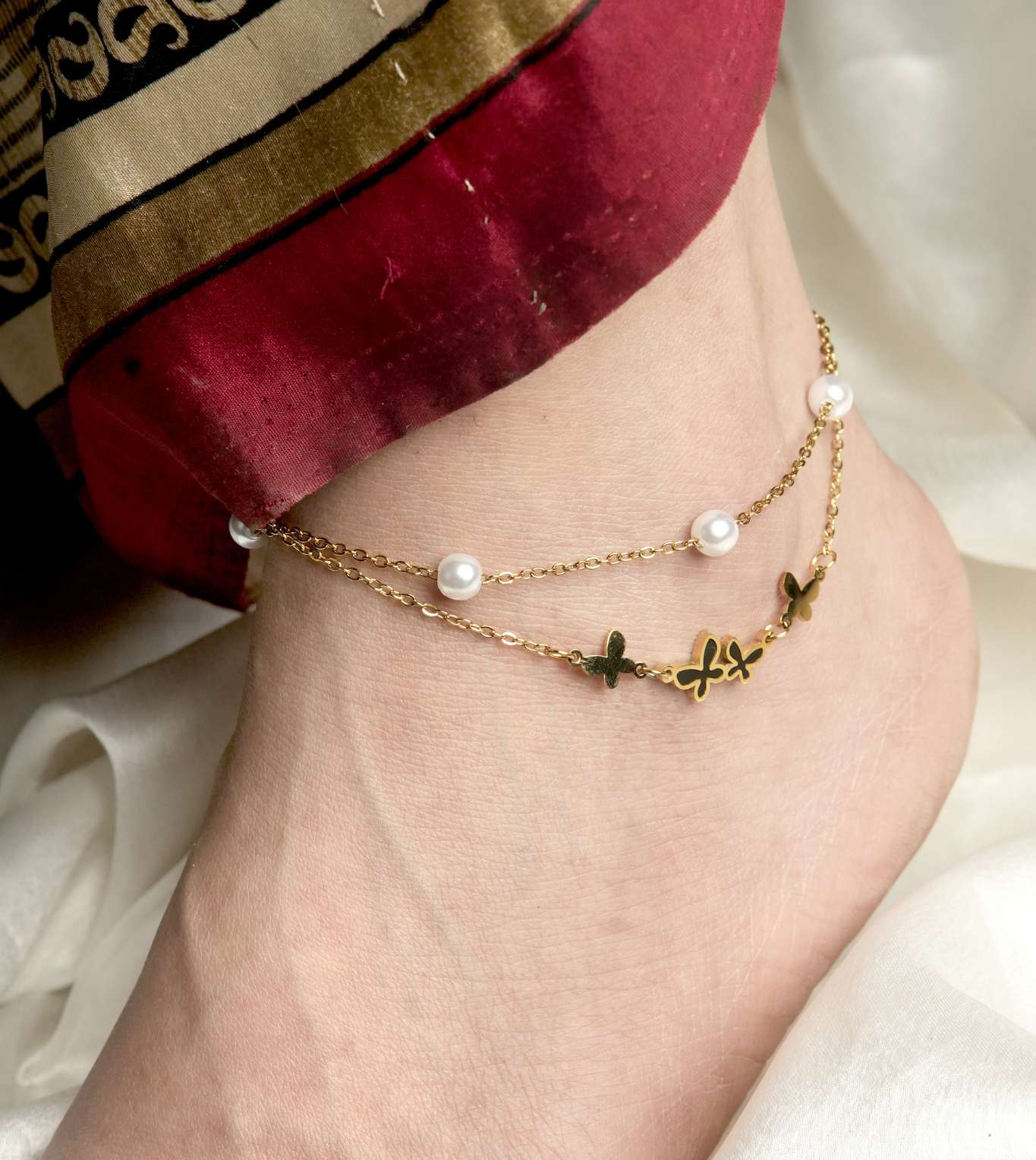 Floral Payal Delicate Flower Design Anklet - 24k Gold Plated Anklets | The Jewellery Vault