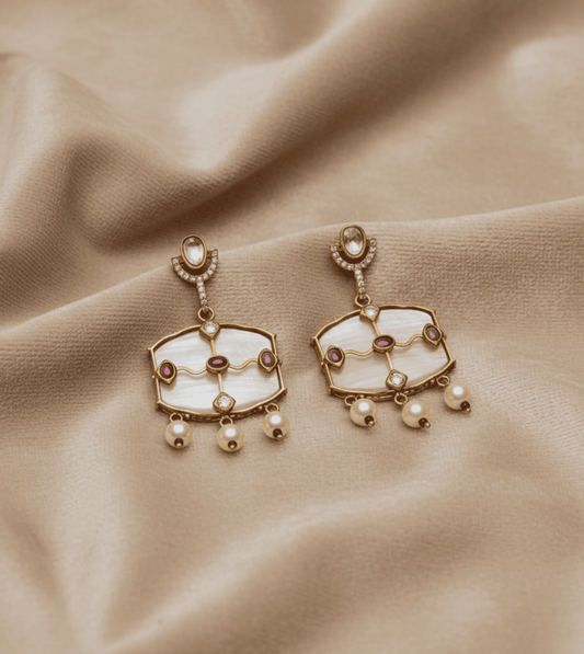 Unique Design Hanging