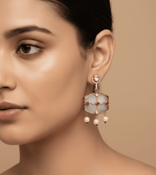 Unique Design Hanging